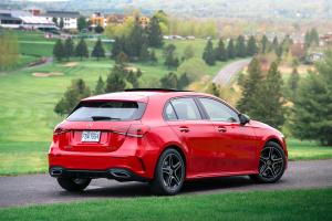 Mercedes-Benz A250 4Matic AMG Line 2019 года  (CA)